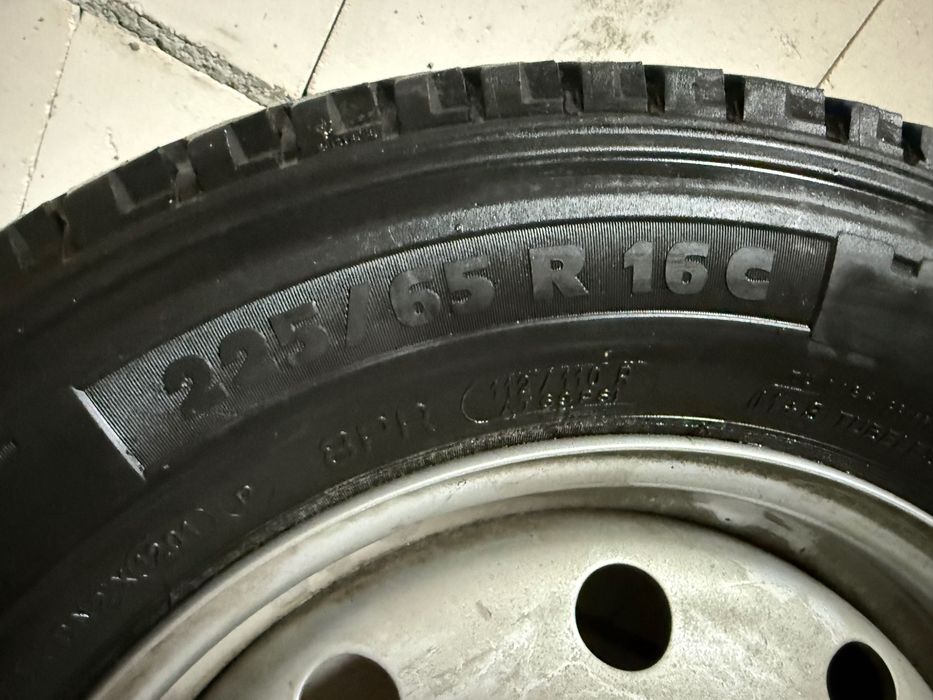 Koła Felgi OPONY MICHELIN AGILIS 225/65/16c Michelin Agilis 225/65/16C