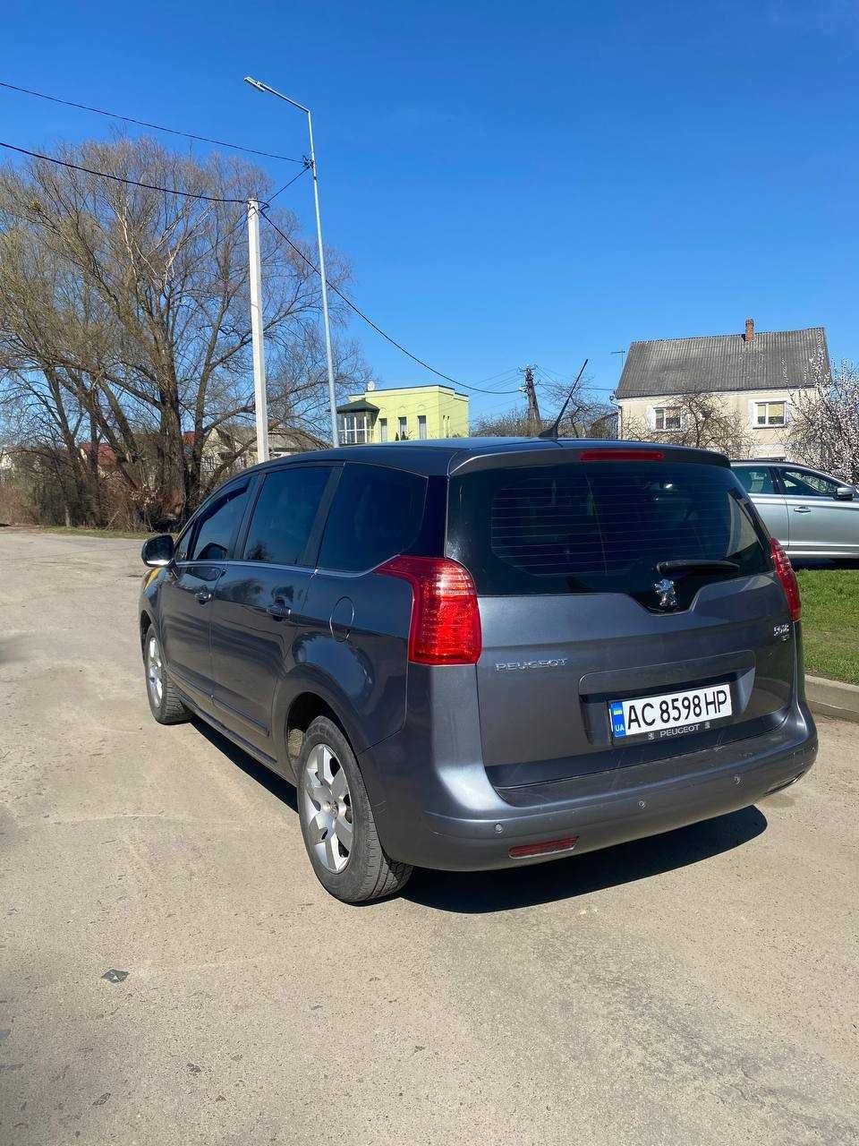 Peugeot 5008 1.6 2011