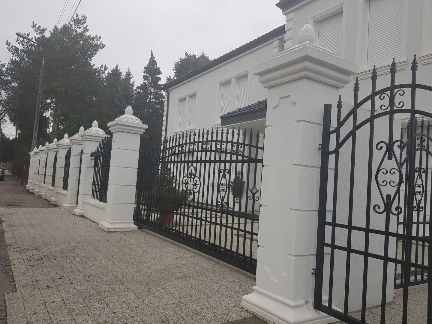 Ogrodzenia Pałacowe ,Nowoczesne,BETONOWE,Murki Dolne,Słupy