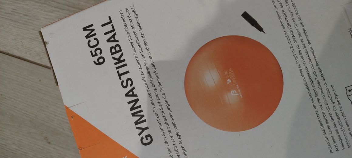 Piłka gimnastyczna sport ćwiczenia nowa 65cm