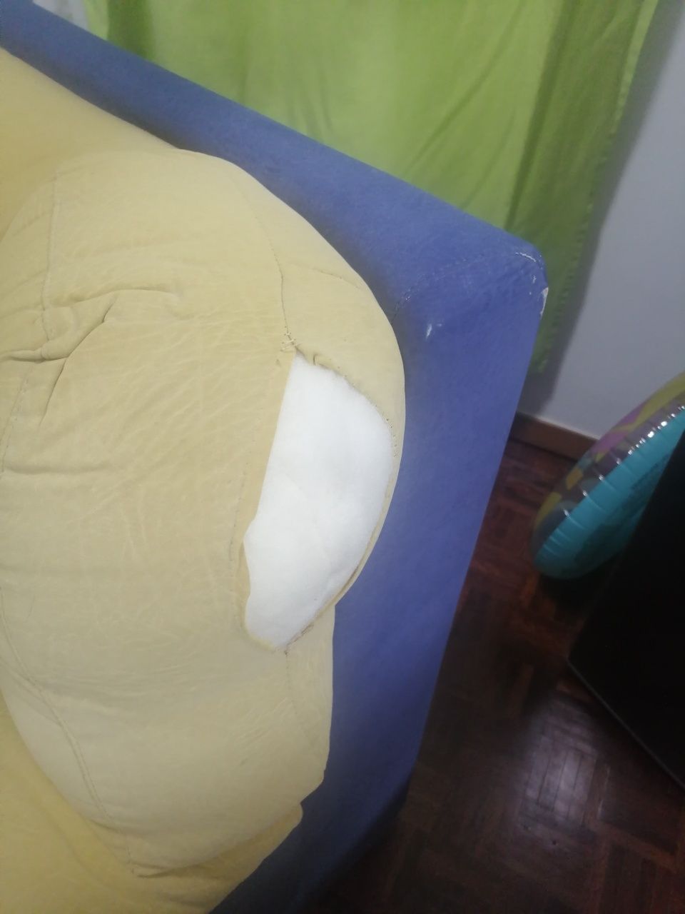 Sofa azul  3 lugares