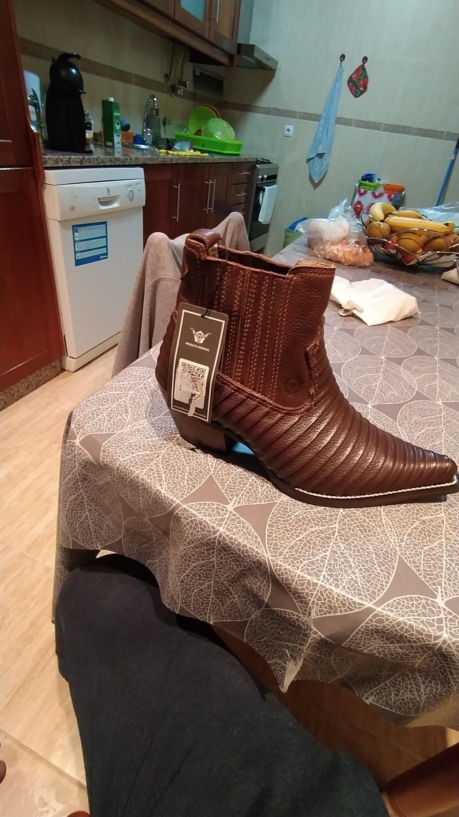 Botas novas de boa qualidade