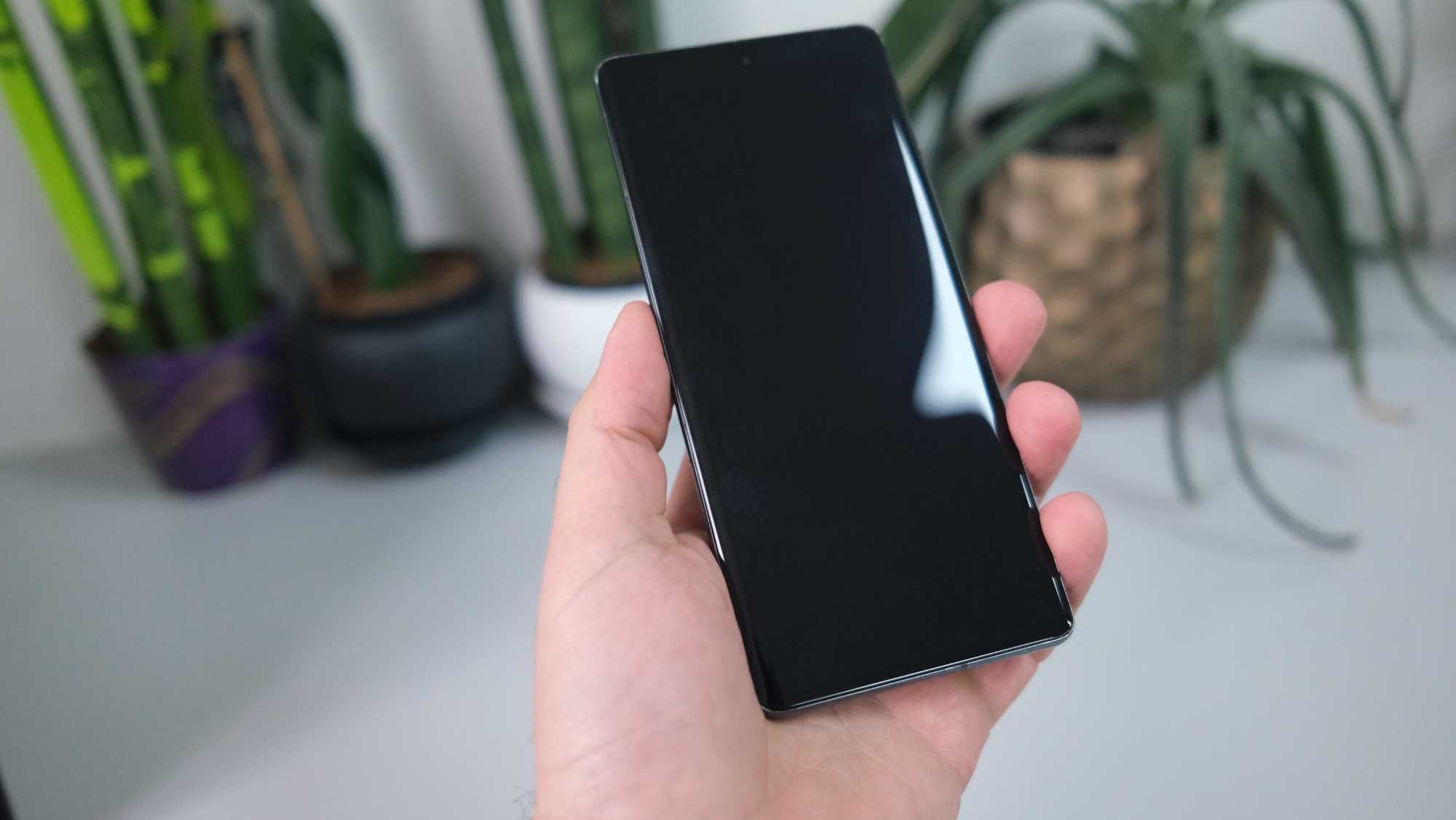 Google Pixel 7 Pro 12/128  GB Neverlock Obsidian Уцінка
