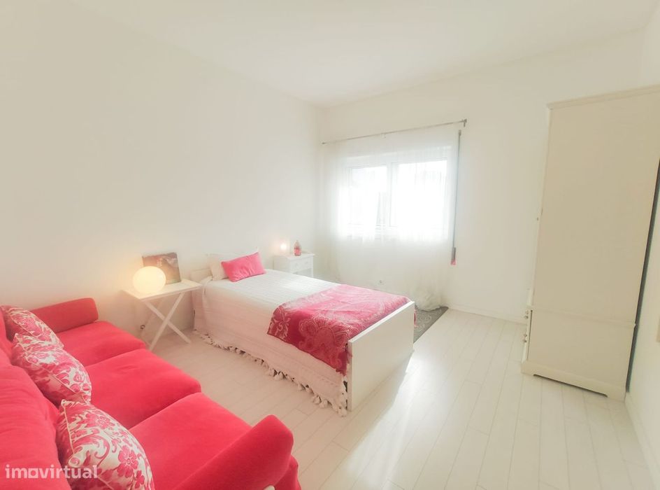 Quarto para arrendar na Avenida Lourenço Peixinho, Aveiro