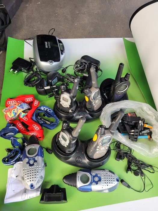 Rádios Comunicadores Walkie-Talkie Topcom/Motorola + carregador pilhas