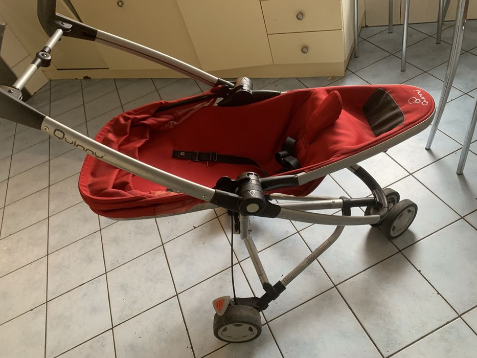 Wózek dla dziecka stan bdb kolor czerwony