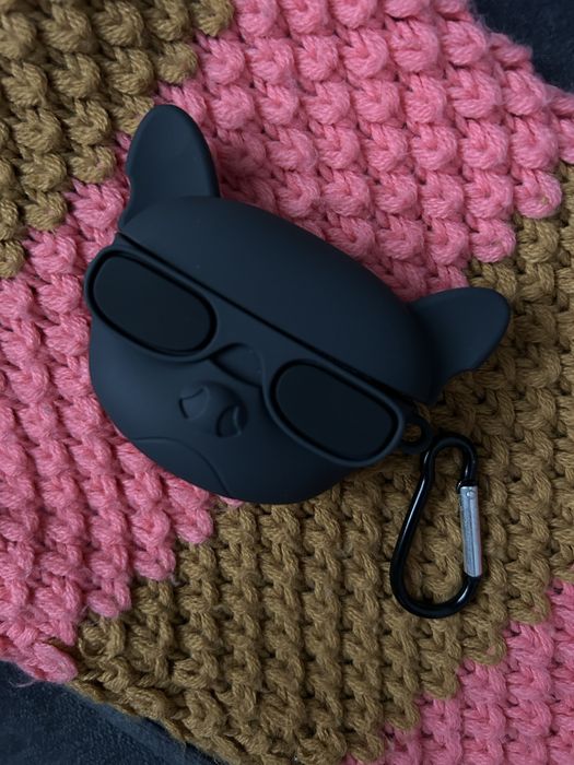 Etui NOWE AirPods Pro 2 słuchawek bezprzewodowych czarne pies Ursynów