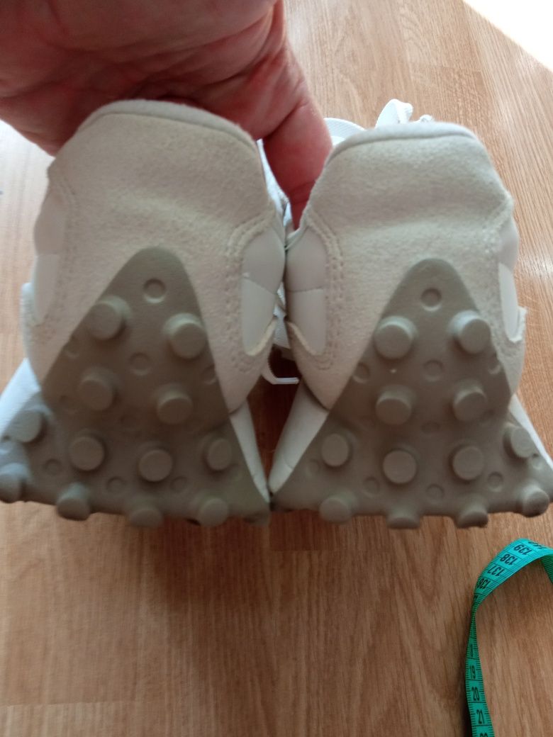Кросівки New Balance original 39