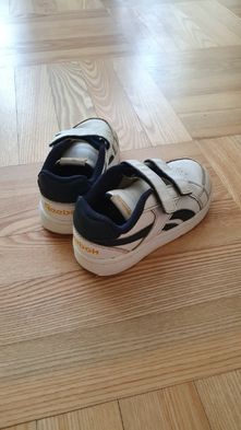 Buty Reebok dla chłopca, rozm. 25,5, skórzane