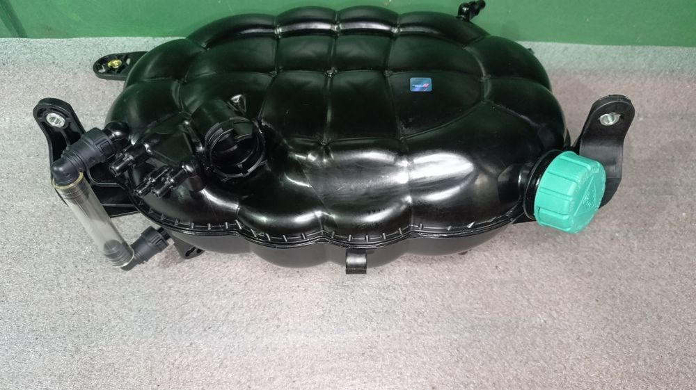 Mercedes-Benz Actros MP4 OE бак разширительный жидкости A9605017903