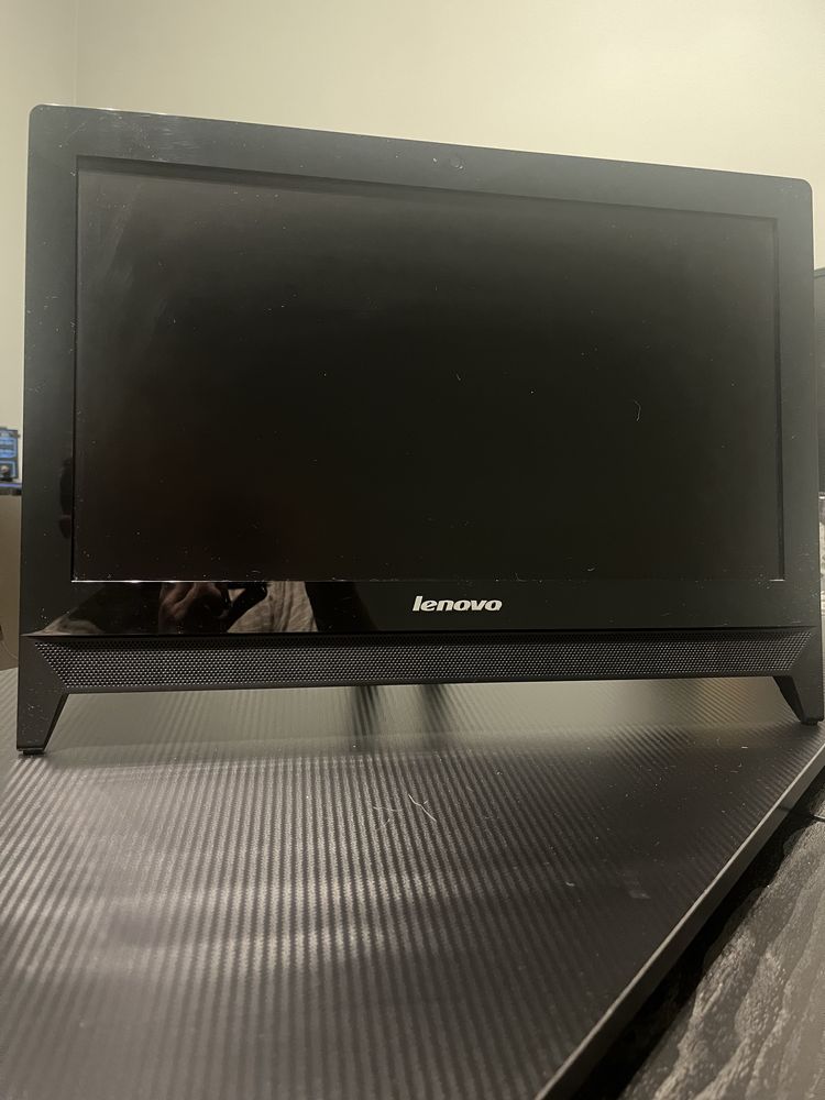 Komputer Lenovo C20-00 19,5 SSD 256gb AiO