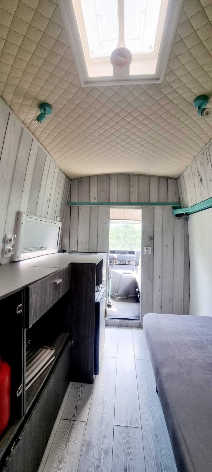 Mercedes-Benz Kampervan