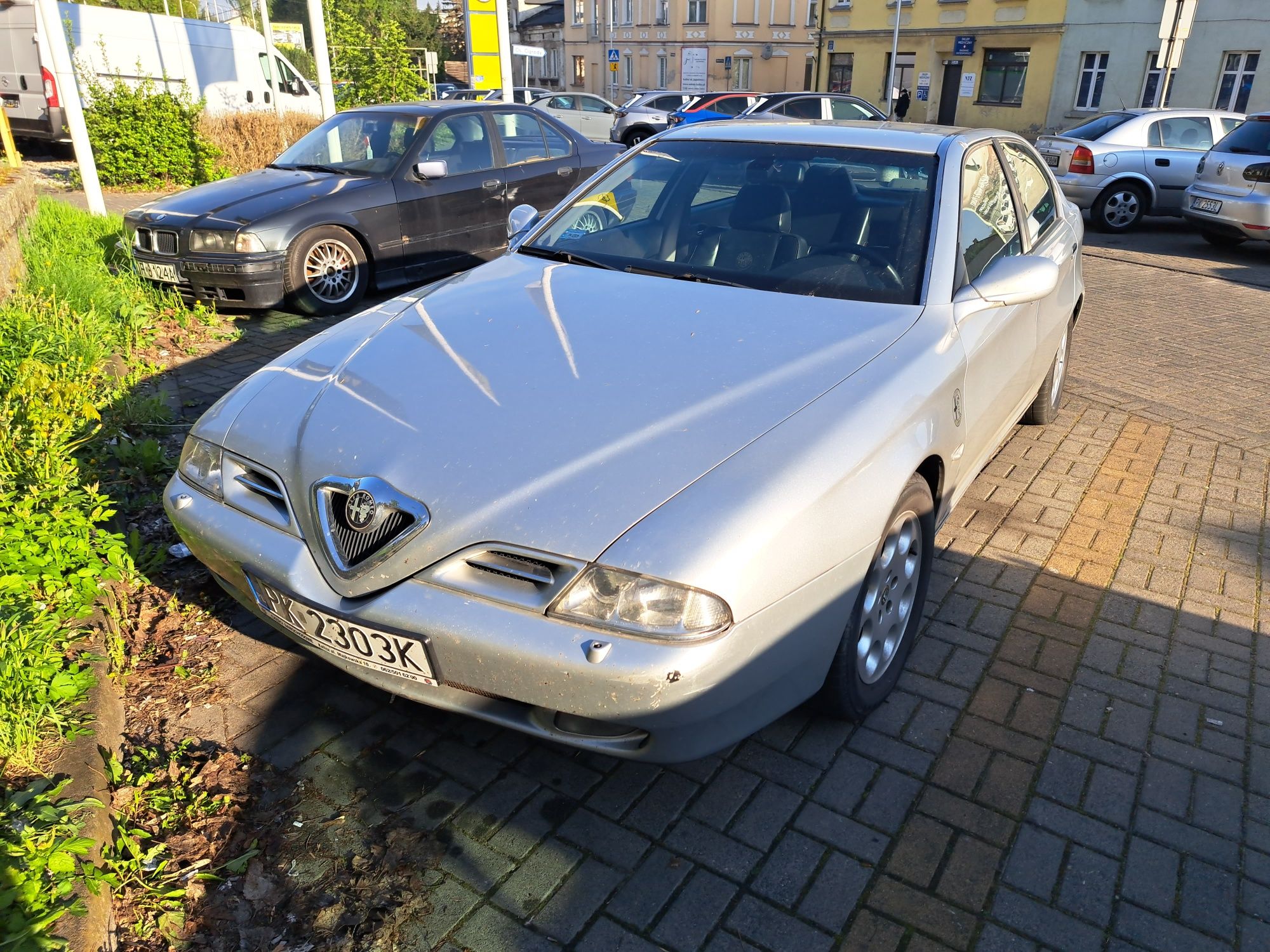 Alfa  Romeo  166