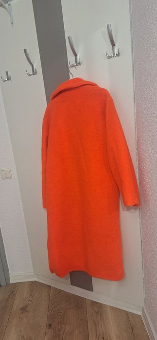 Płaszcz damski pomaranczowy