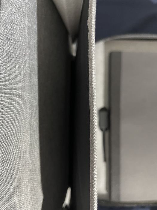 Teczka z power bankiem 5000 mAh i ładowarką indukcyjną teczka