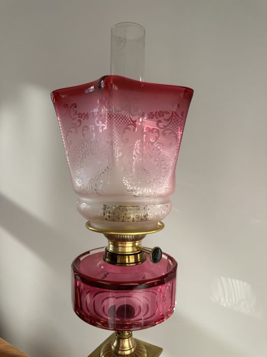 Великлепная старинная керосиновая лампа. 177см. Англия.