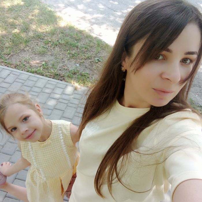 Пропоную послуги няні з великим досвідом.