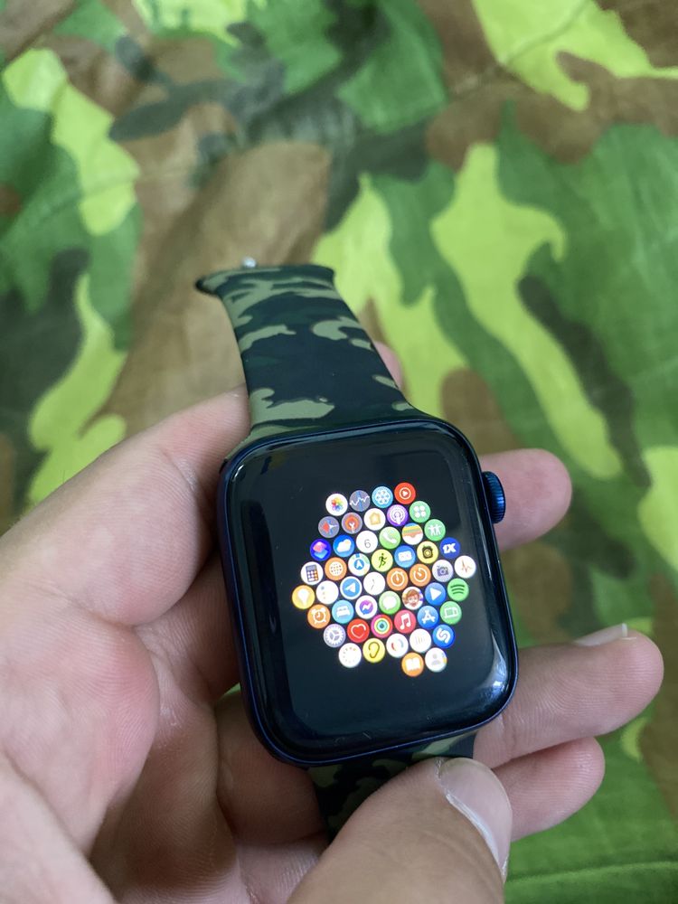 Apple Watch seria 6 максимальна комплектація