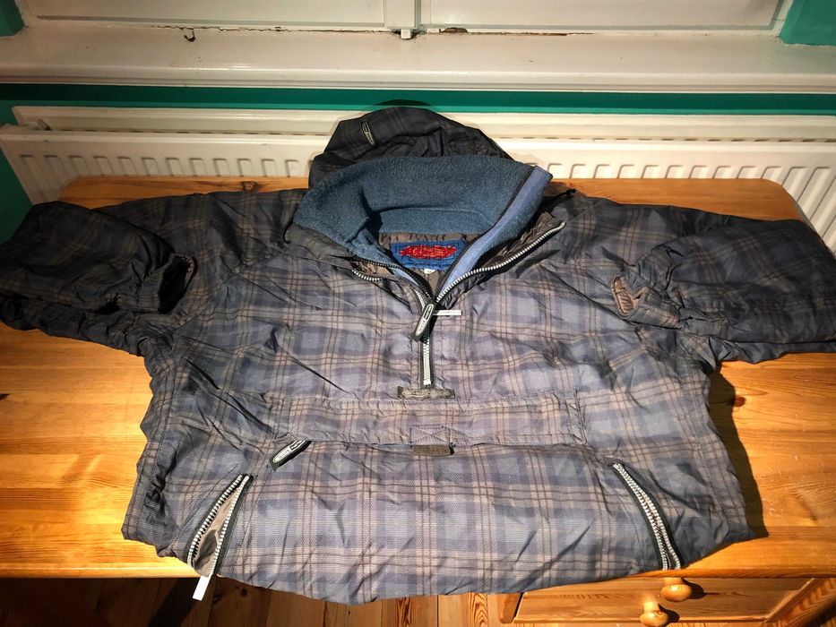 Kurtka na narty/snowboard w rozmiarze M