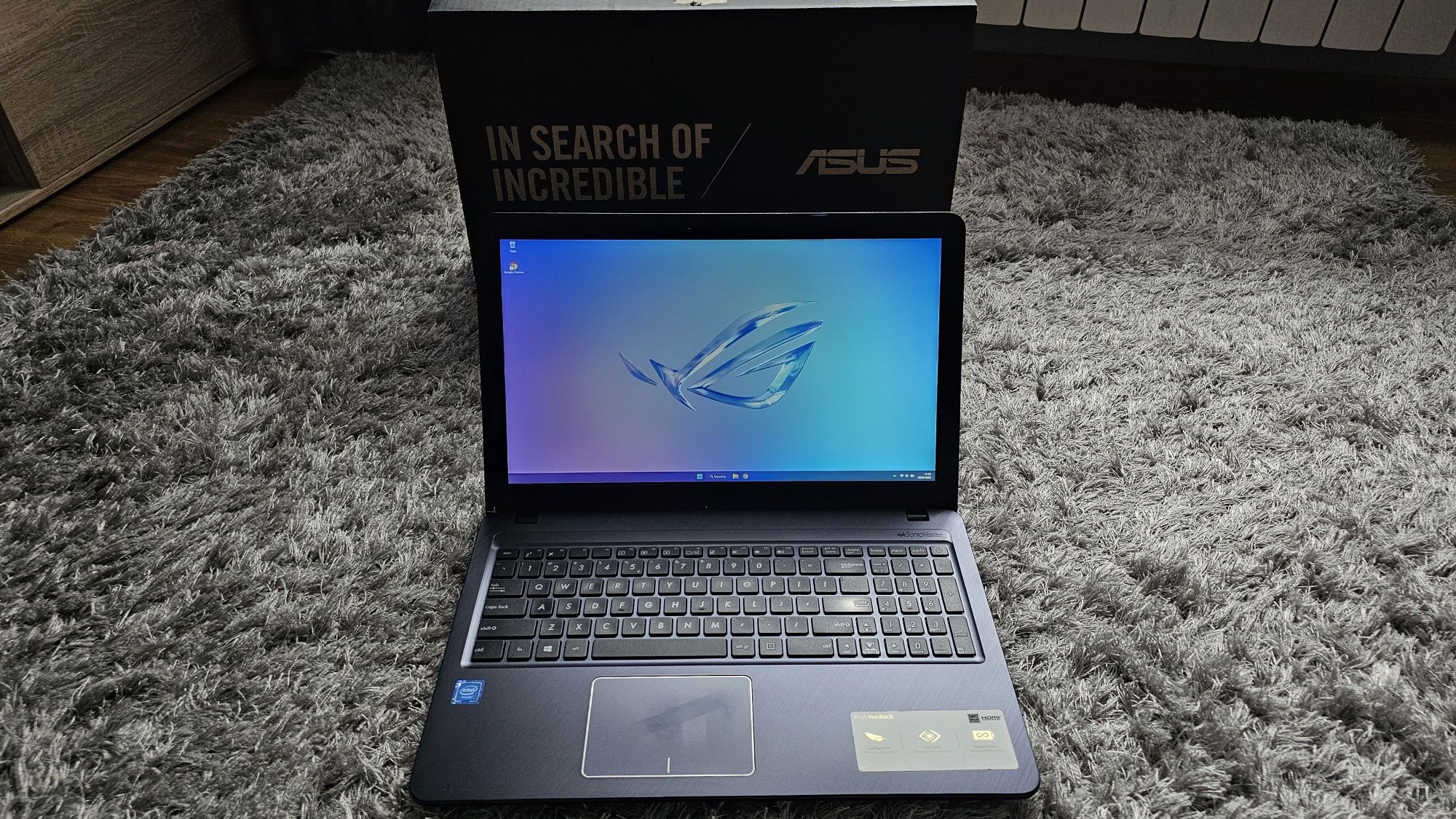 Laptop ASUS Intel Celeron N4000/4GB RAM/256GB SSD/Windows 11