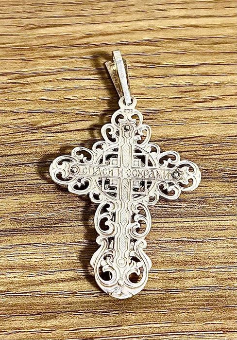 Продам объемный серебряный крест 925 пробы. Эксклюзив!