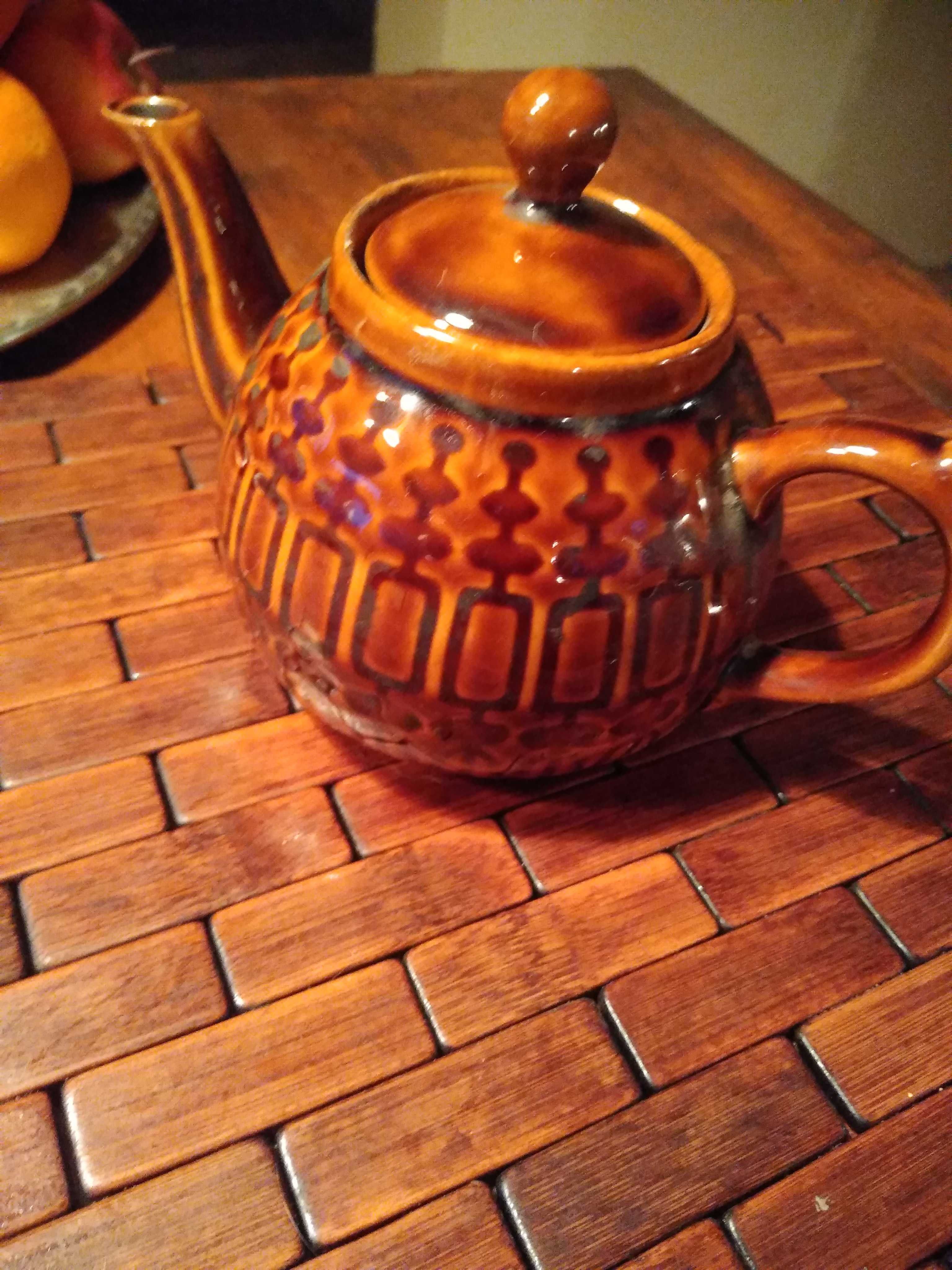 Czajniczek do parzenia herbaty porcelit Pruszków