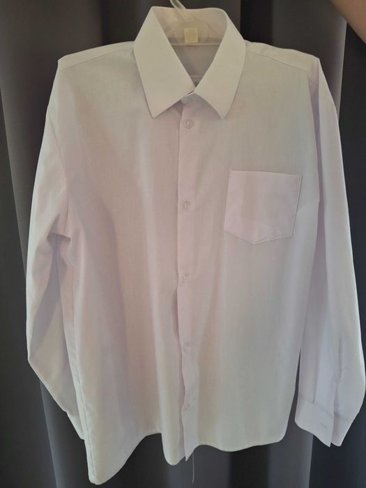 Biała koszula chłopięca 146cm