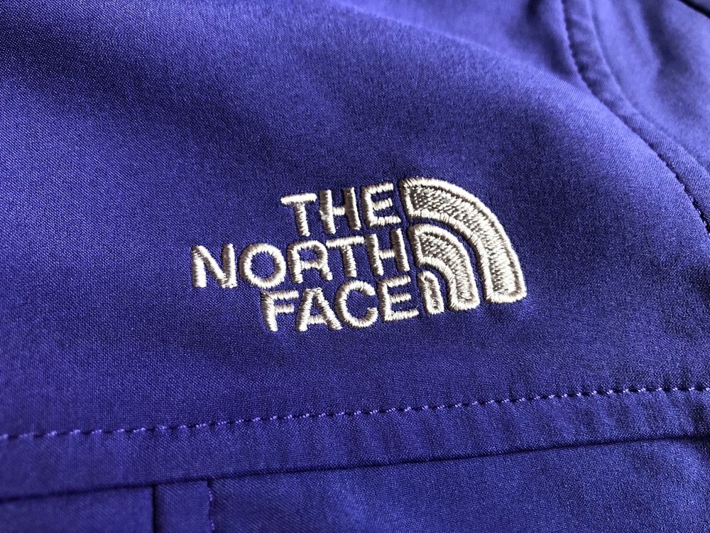 Крутейшая женская демисезонная куртка TNF The North Face оригинал