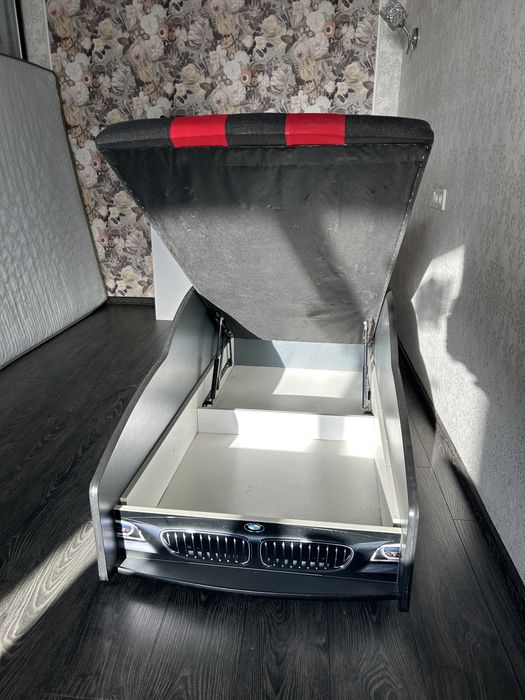 Ліжко дитяче BMW