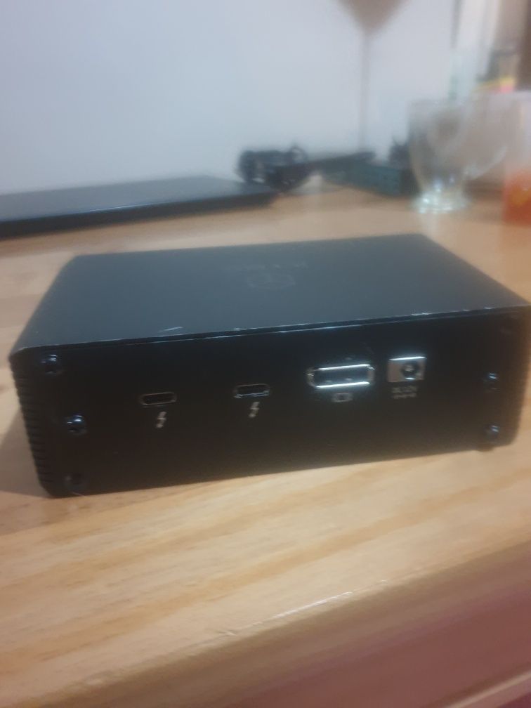 ICY BOX Dual NVMe SSD M.2 Thunderbolt 3 Stacja Dokująca
W pelni sprawn
