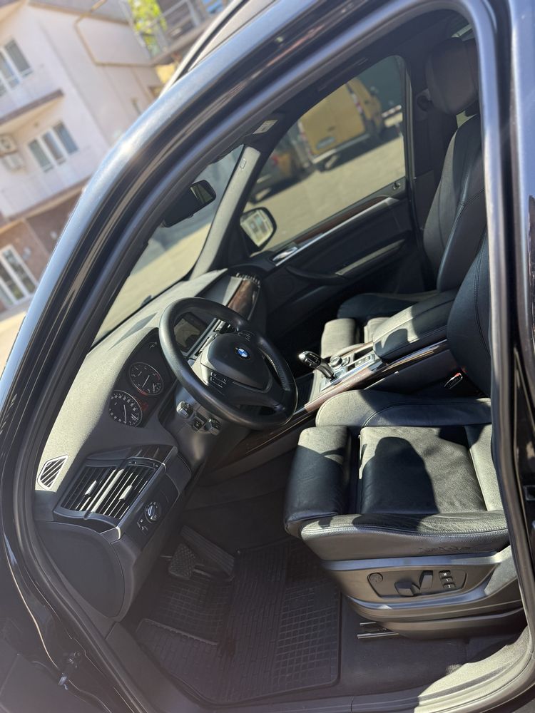 Продам BMW X-5 2012 рік