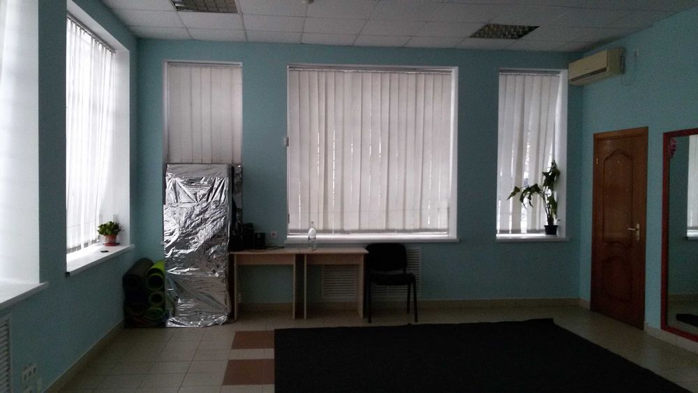 Оренда без комісії частини приміщення 70 м.кв.м., вул. Житомирська 55.