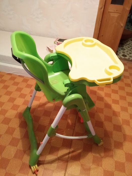 Продам стульчик для кормления