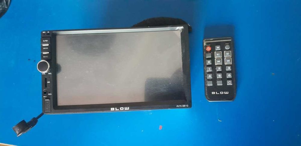 Radio BLOW AVH-9810 4x50W 2DIN 7" Bluetooth USB