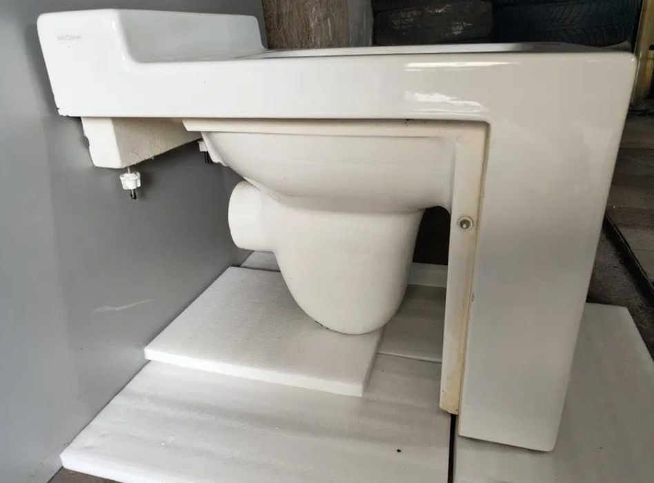 Art Ceram La fontana WC