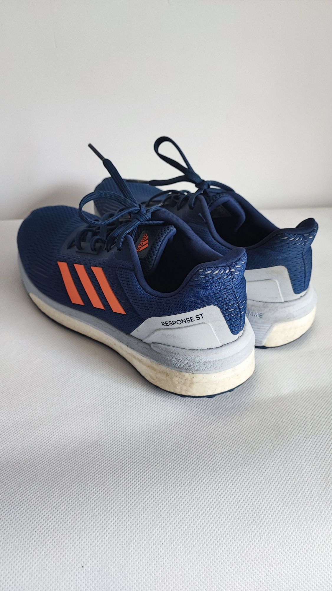 Buty sportowe do biegania Adidas Response rozmiar 40,5 wkładka 25,5 cm