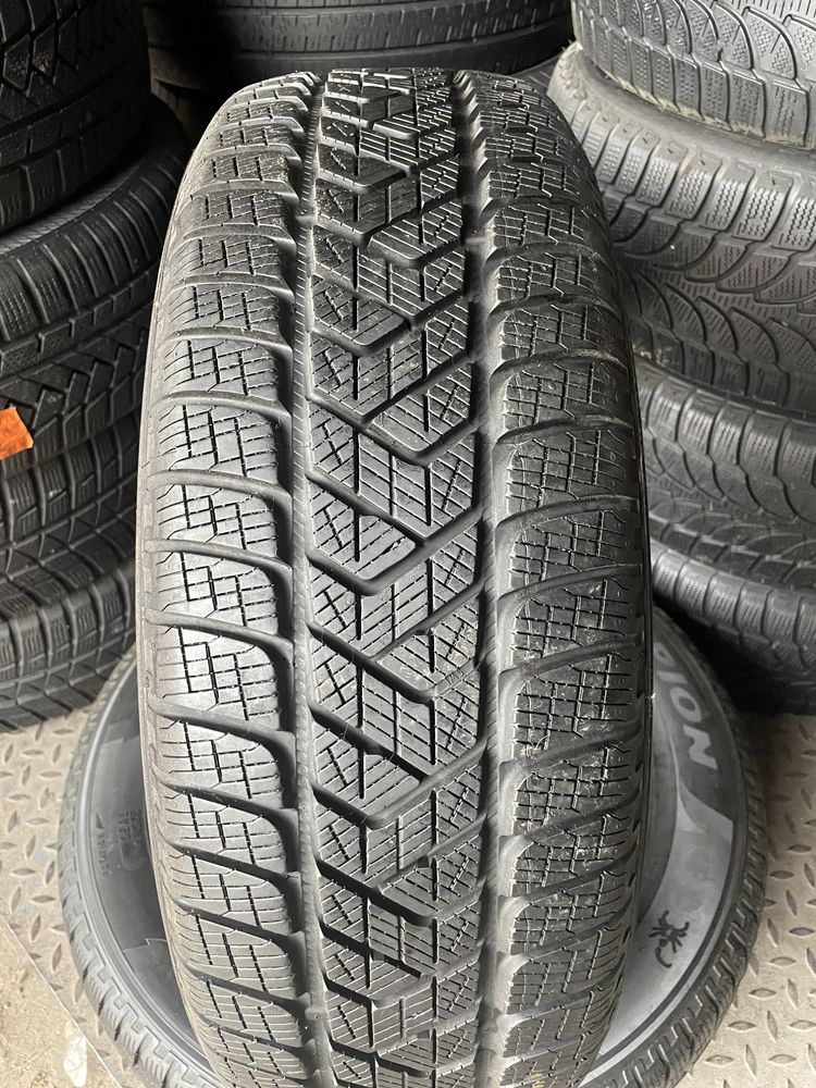 4x OPONY ZIMOWE Pirelli ScorpionWinter 215/65/17 99H !