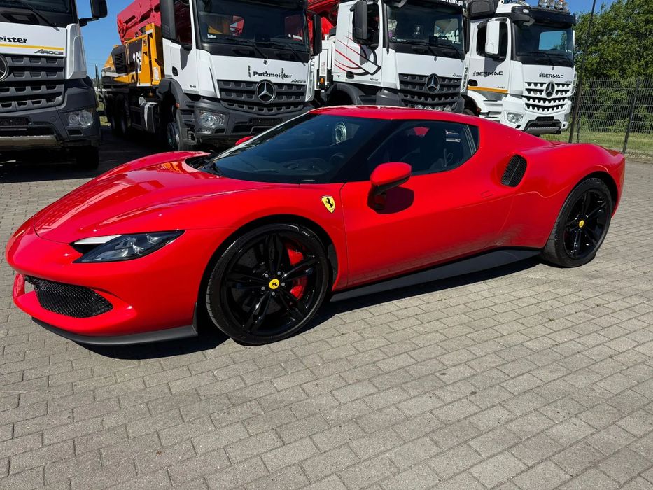 Ferrari 296 GTB Perfekcyjny stan / Jak nowy / Cena z VAT 23%