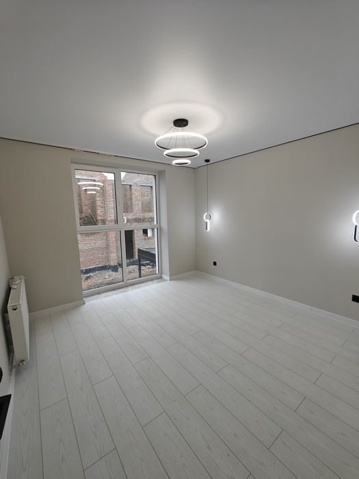 Продаю БЕЗ КОМІСІЇ для покупця. Будинок