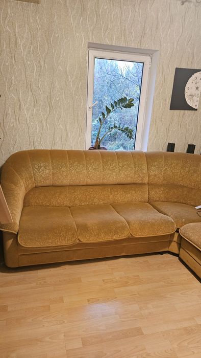 Великий кутовий диван