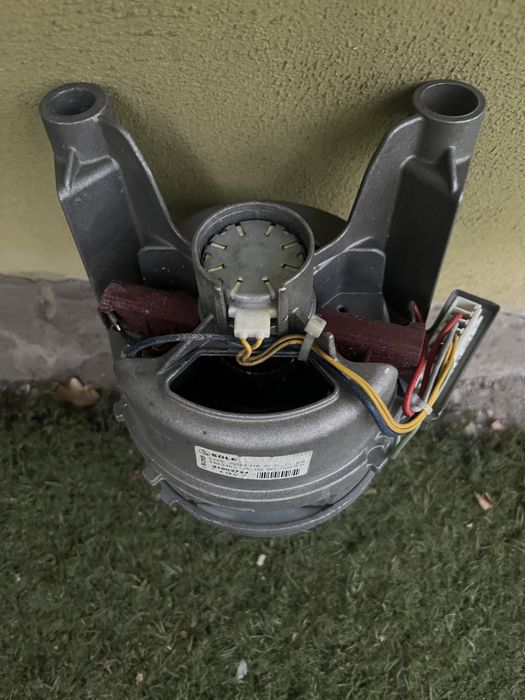 Двигун пральної машини Candy 41002724 Sole 20584.316