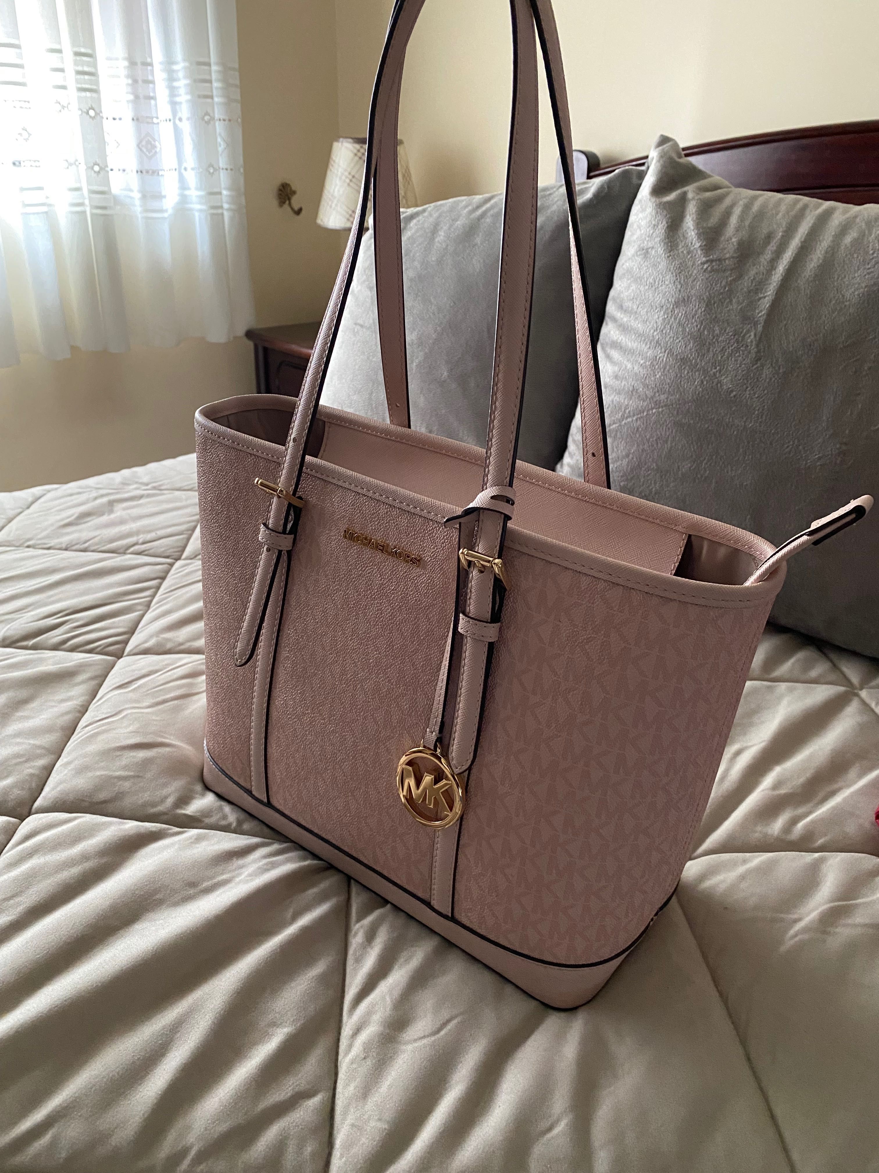 Mala Michael Kors