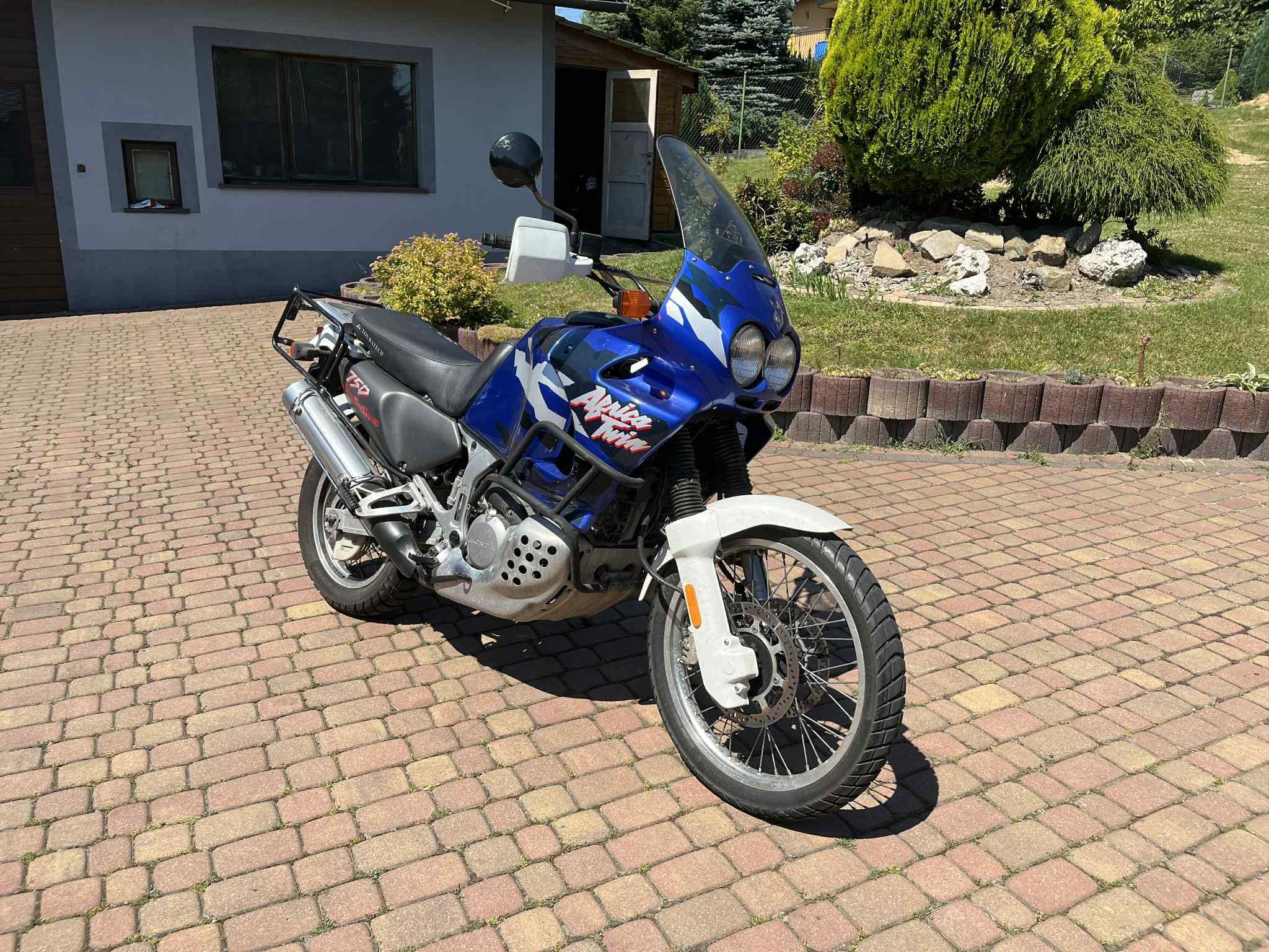 Motocykl Honda Africana Twin