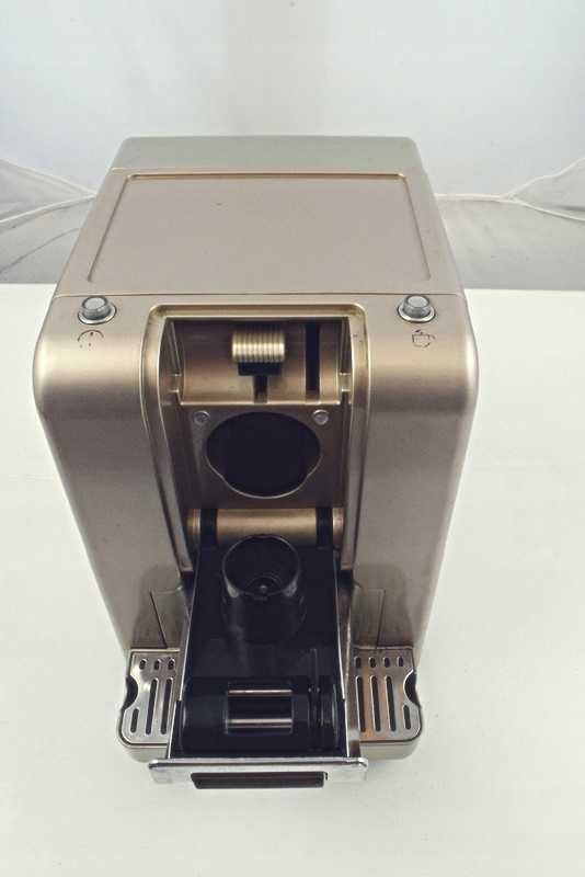 Ekspres do kawy Zepter 41064 / Zespresso / Kapsułkowy / 920W / 19 bar