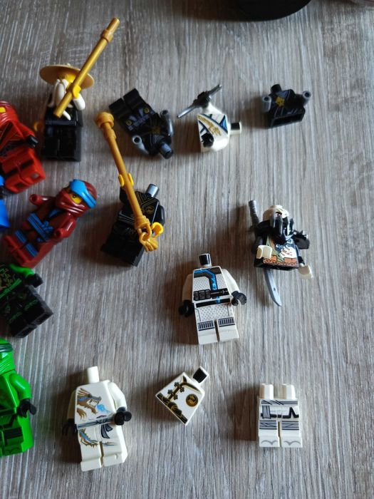 Ninjago mix akcesoria/figurki