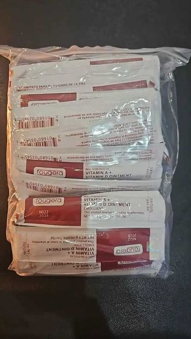 Maść Fougera z witaminą A i D po zabiegach tatuażu makijażu PMU 10x 5g