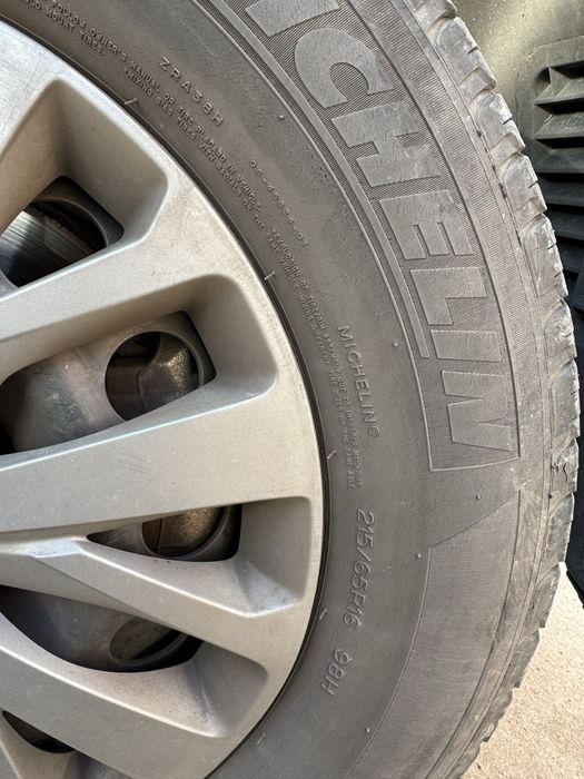 Michelin 215/65 R16