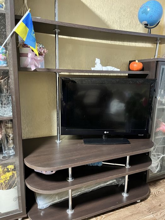 Продам меблеву стінку в хорошому стані