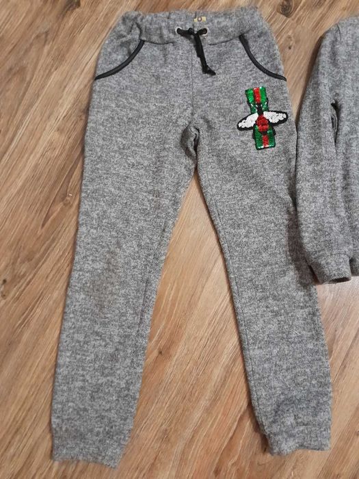 Костюм для дівчинки