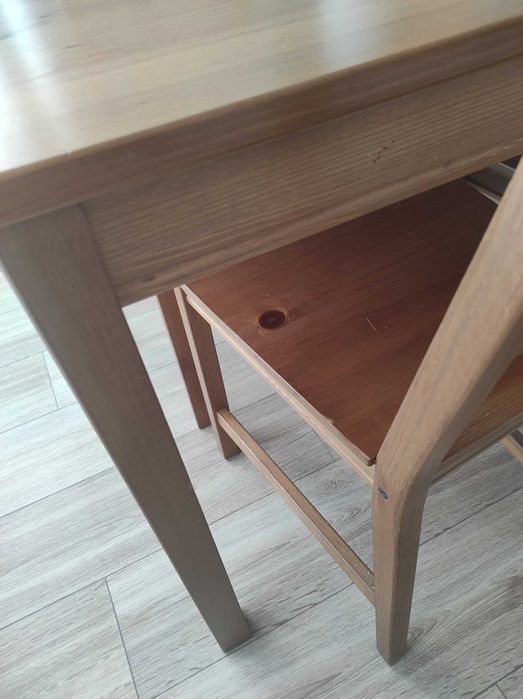 Stół + 4 krzesła IKEA